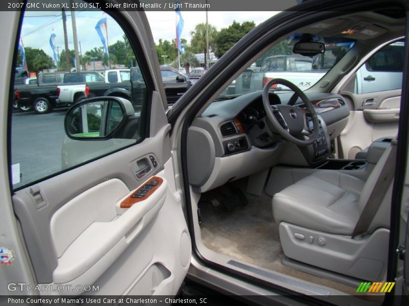 Silver Birch Metallic / Light Titanium 2007 GMC Yukon XL 1500 SLT