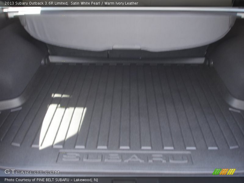 Satin White Pearl / Warm Ivory Leather 2013 Subaru Outback 3.6R Limited