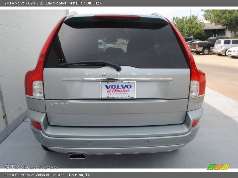 Electric Silver Metallic / Off Black 2014 Volvo XC90 3.2