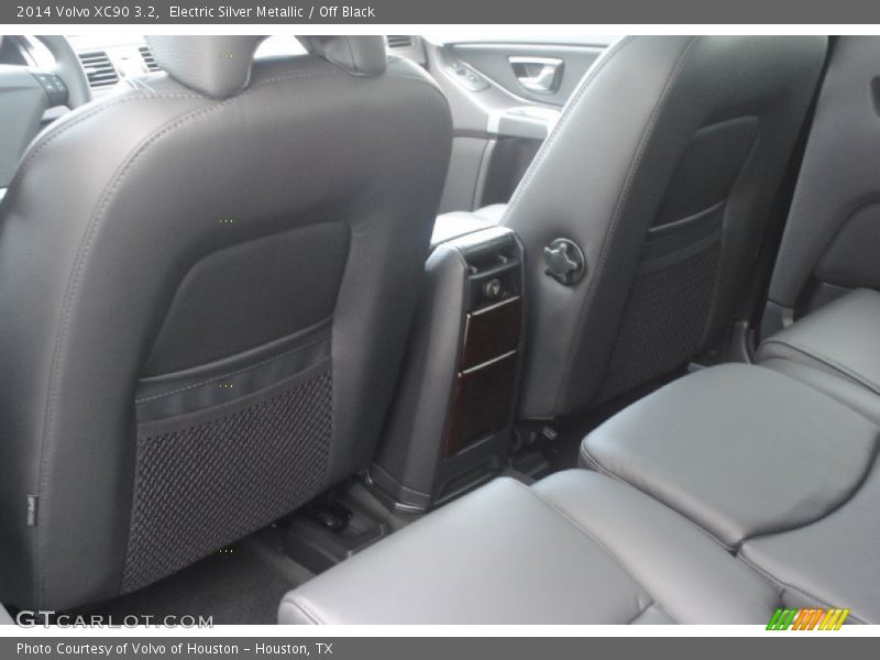 Electric Silver Metallic / Off Black 2014 Volvo XC90 3.2