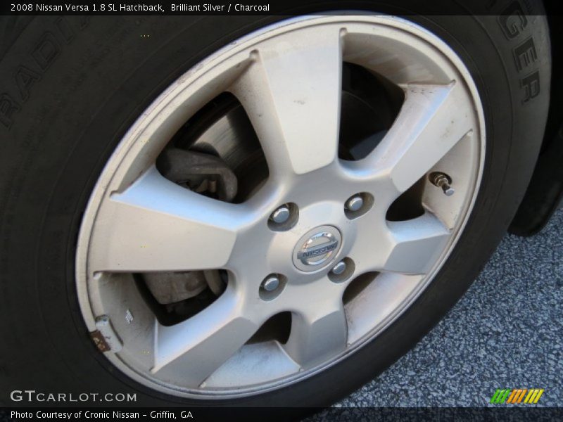 Brilliant Silver / Charcoal 2008 Nissan Versa 1.8 SL Hatchback