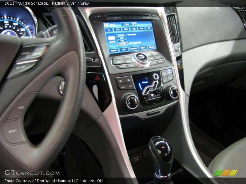 Radiant Silver / Gray 2011 Hyundai Sonata SE