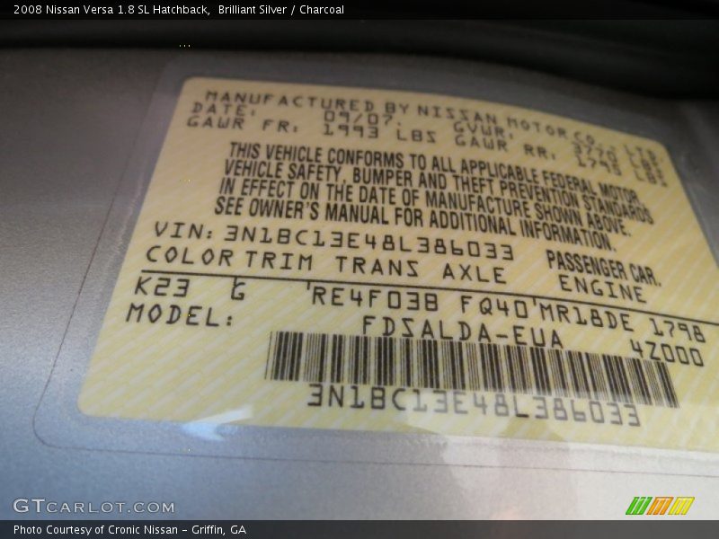 Brilliant Silver / Charcoal 2008 Nissan Versa 1.8 SL Hatchback