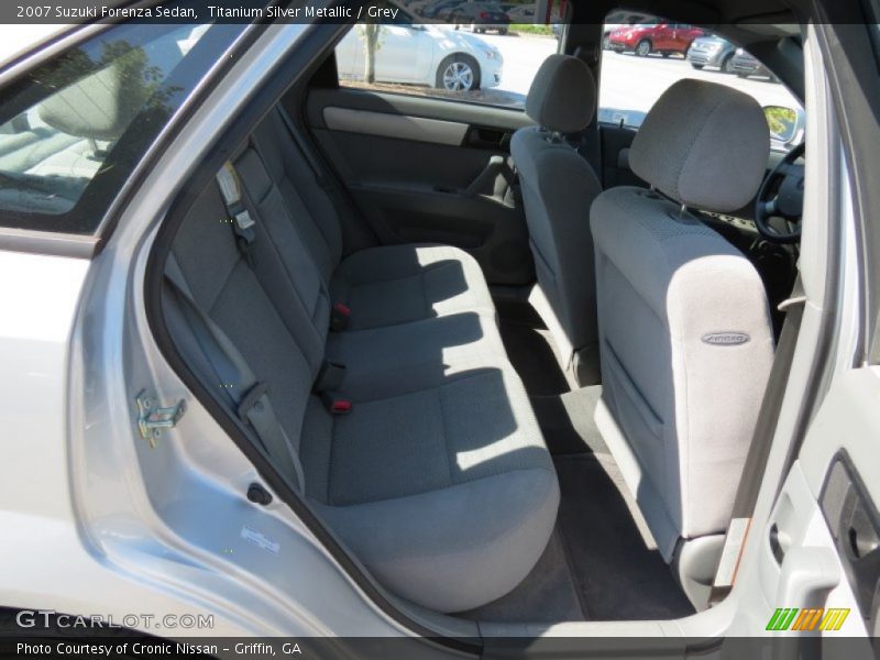 Titanium Silver Metallic / Grey 2007 Suzuki Forenza Sedan