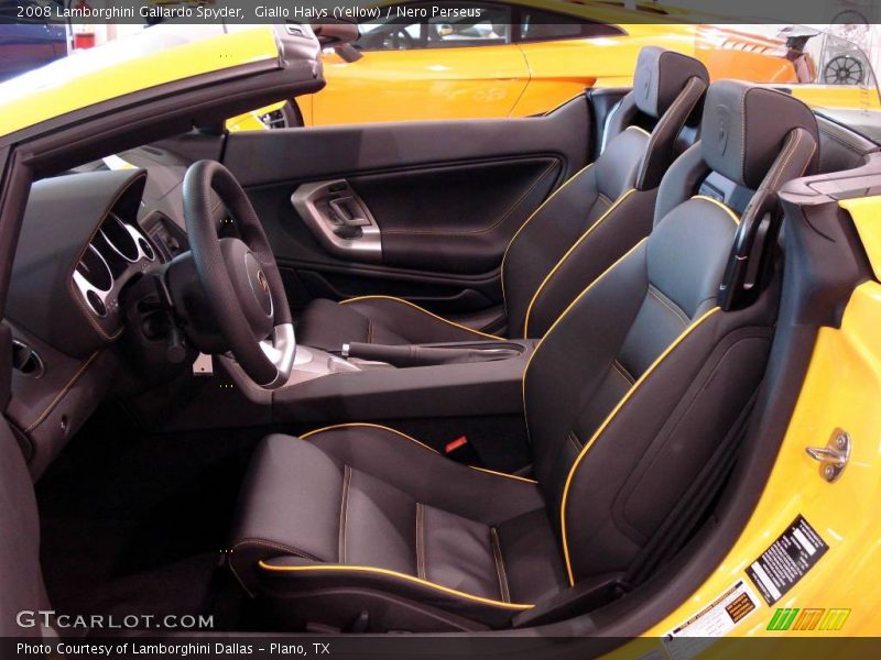  2008 Gallardo Spyder Nero Perseus Interior
