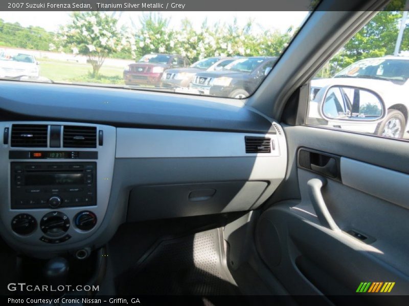 Titanium Silver Metallic / Grey 2007 Suzuki Forenza Sedan