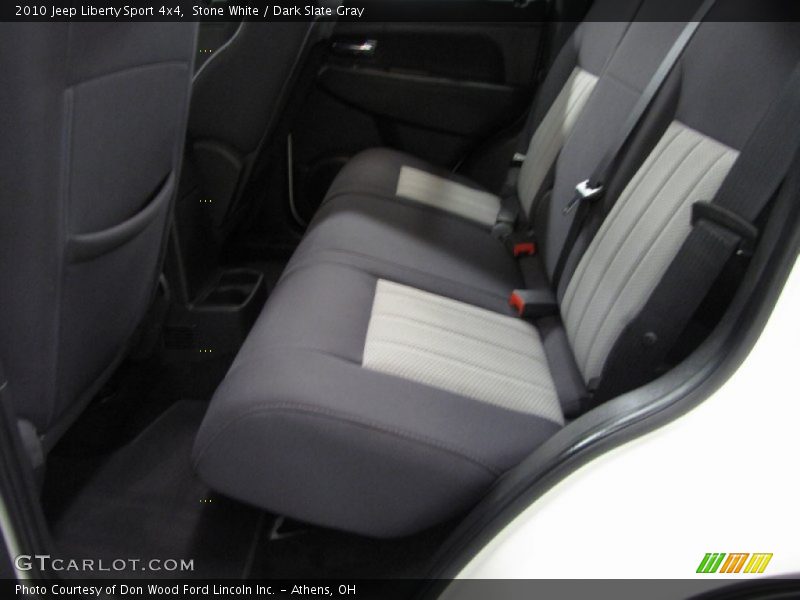 Stone White / Dark Slate Gray 2010 Jeep Liberty Sport 4x4