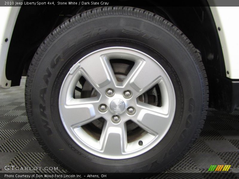 Stone White / Dark Slate Gray 2010 Jeep Liberty Sport 4x4