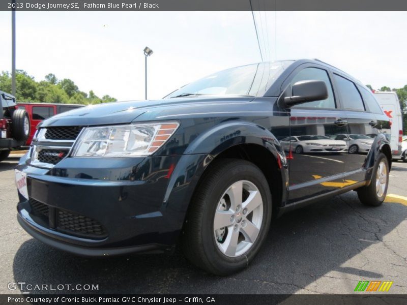 Fathom Blue Pearl / Black 2013 Dodge Journey SE
