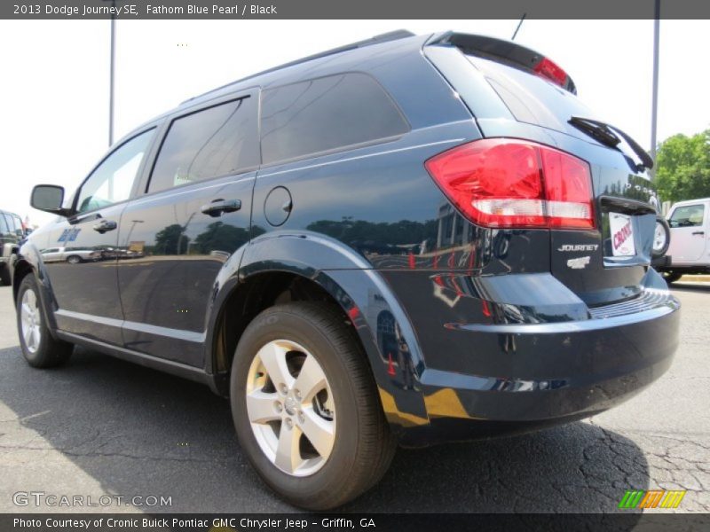 Fathom Blue Pearl / Black 2013 Dodge Journey SE