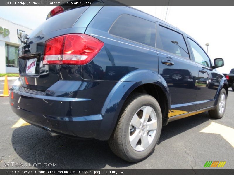 Fathom Blue Pearl / Black 2013 Dodge Journey SE