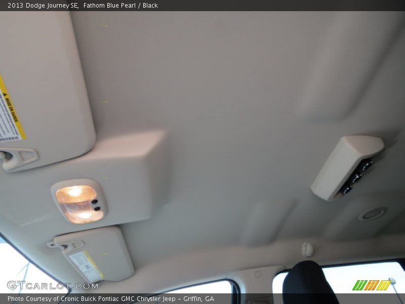 Fathom Blue Pearl / Black 2013 Dodge Journey SE