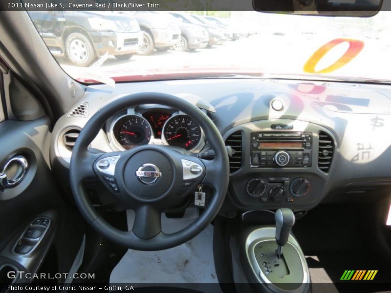 Cayenne Red / Black/Silver Trim 2013 Nissan Juke S