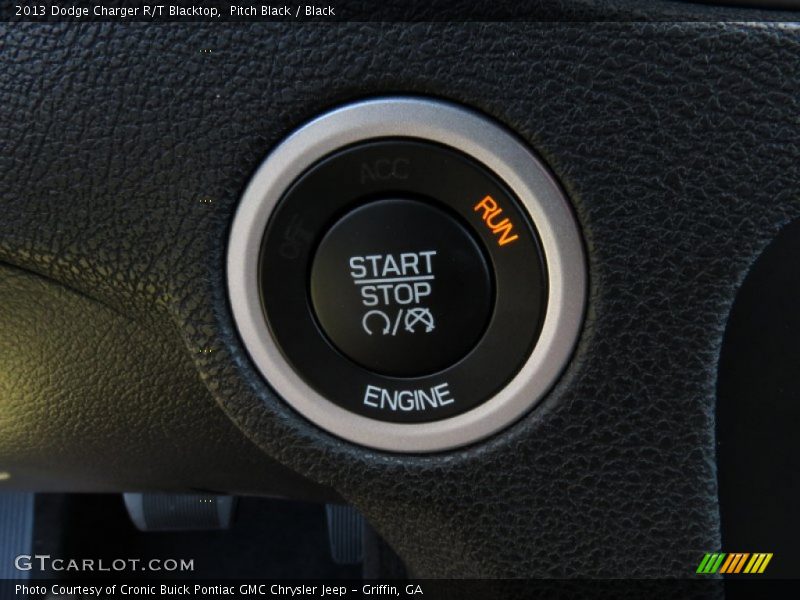 Pitch Black / Black 2013 Dodge Charger R/T Blacktop