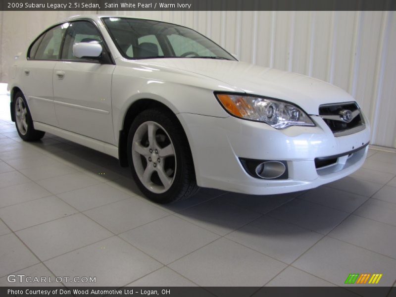 Satin White Pearl / Warm Ivory 2009 Subaru Legacy 2.5i Sedan