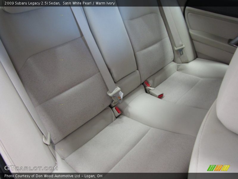 Satin White Pearl / Warm Ivory 2009 Subaru Legacy 2.5i Sedan
