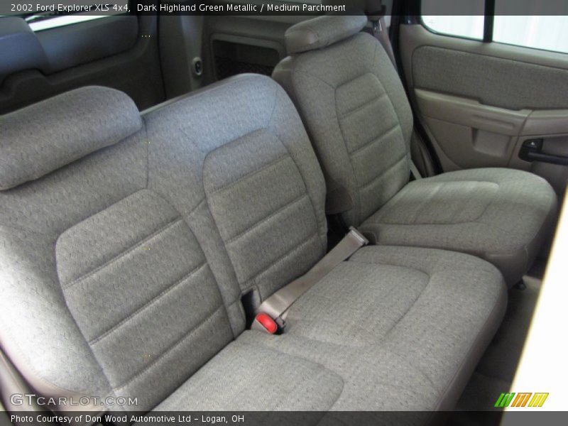 Dark Highland Green Metallic / Medium Parchment 2002 Ford Explorer XLS 4x4