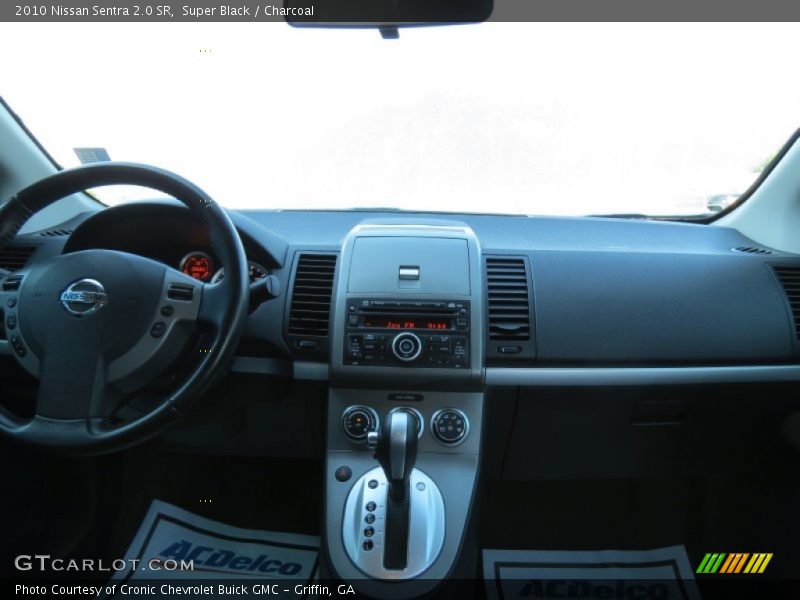 Super Black / Charcoal 2010 Nissan Sentra 2.0 SR