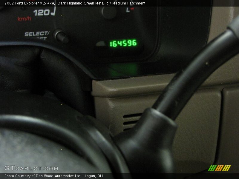 Dark Highland Green Metallic / Medium Parchment 2002 Ford Explorer XLS 4x4