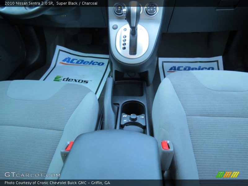 Super Black / Charcoal 2010 Nissan Sentra 2.0 SR