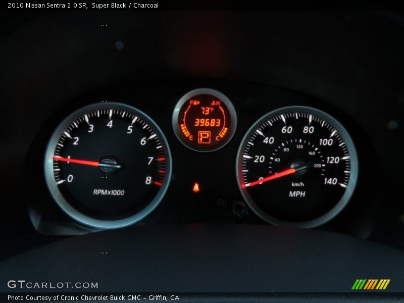 Super Black / Charcoal 2010 Nissan Sentra 2.0 SR
