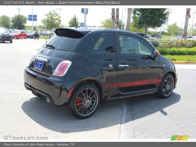 Nero (Black) / Abarth Nero/Rosso/Nero (Black/Red/Black) 2013 Fiat 500 Abarth