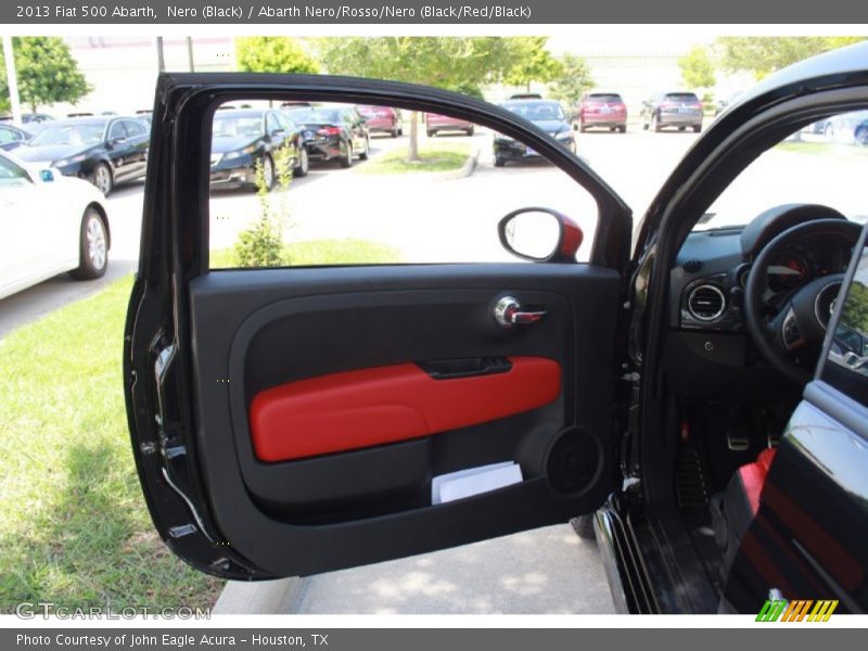 Nero (Black) / Abarth Nero/Rosso/Nero (Black/Red/Black) 2013 Fiat 500 Abarth