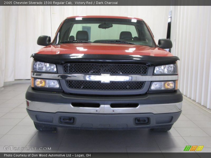 Victory Red / Dark Charcoal 2005 Chevrolet Silverado 1500 Regular Cab