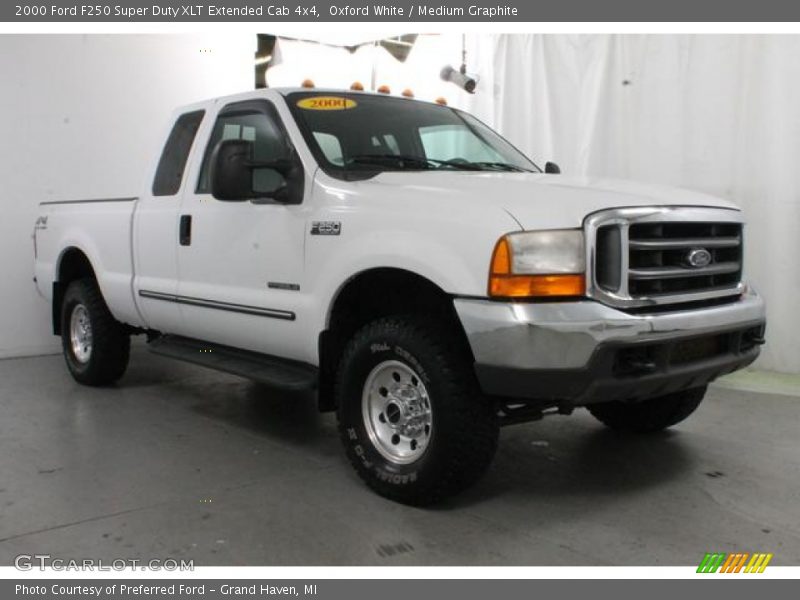 Oxford White / Medium Graphite 2000 Ford F250 Super Duty XLT Extended Cab 4x4