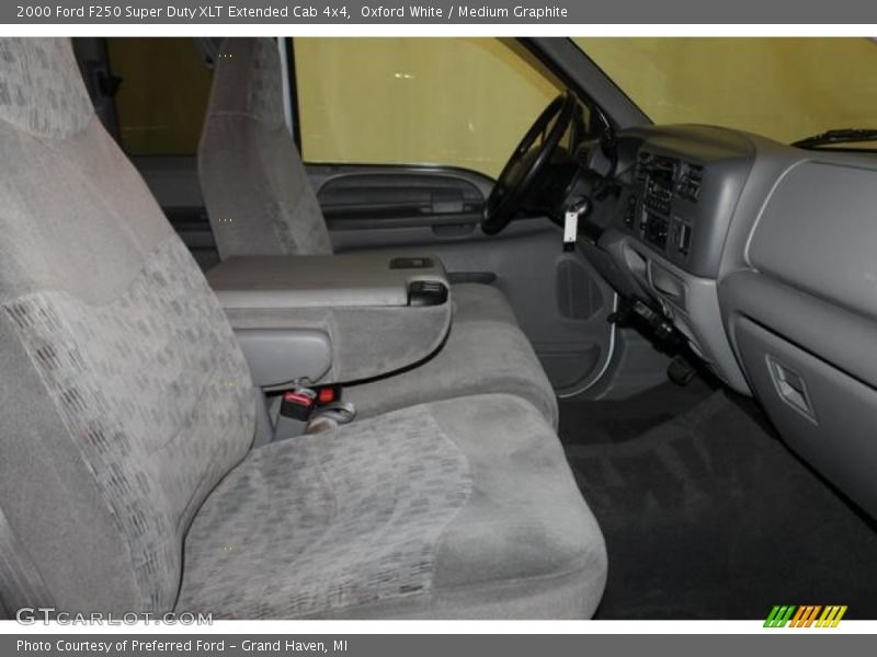 Oxford White / Medium Graphite 2000 Ford F250 Super Duty XLT Extended Cab 4x4