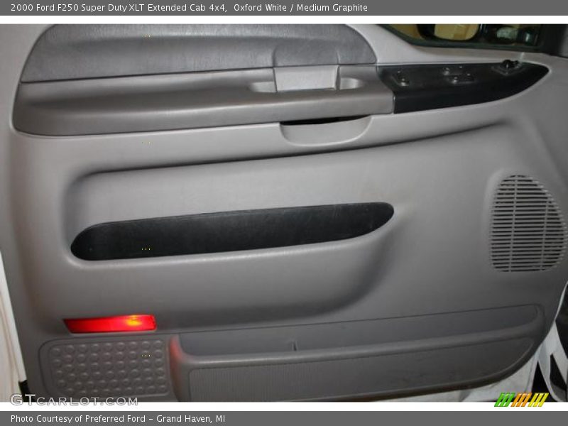 Oxford White / Medium Graphite 2000 Ford F250 Super Duty XLT Extended Cab 4x4