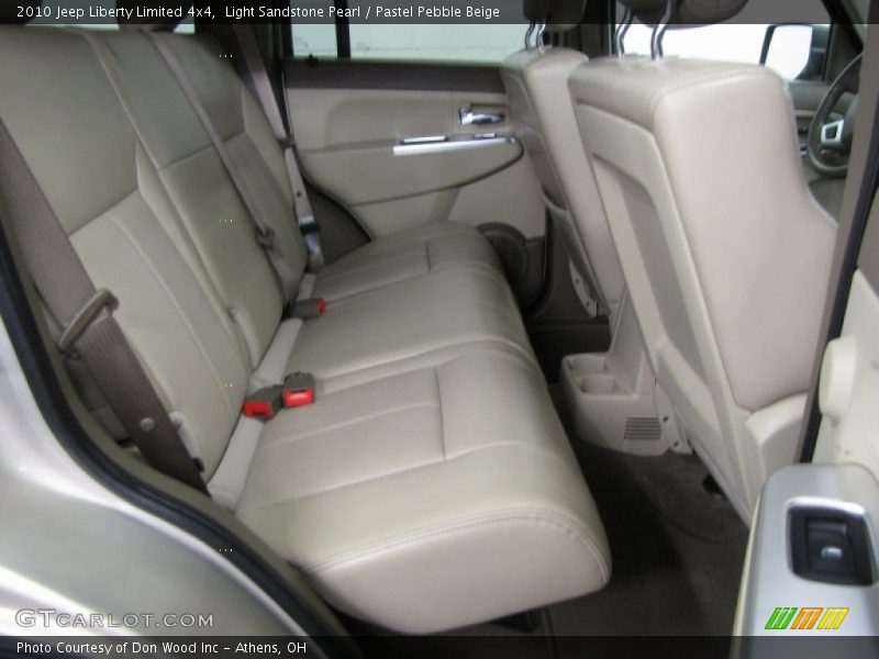 Light Sandstone Pearl / Pastel Pebble Beige 2010 Jeep Liberty Limited 4x4