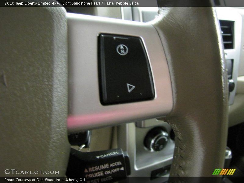 Light Sandstone Pearl / Pastel Pebble Beige 2010 Jeep Liberty Limited 4x4