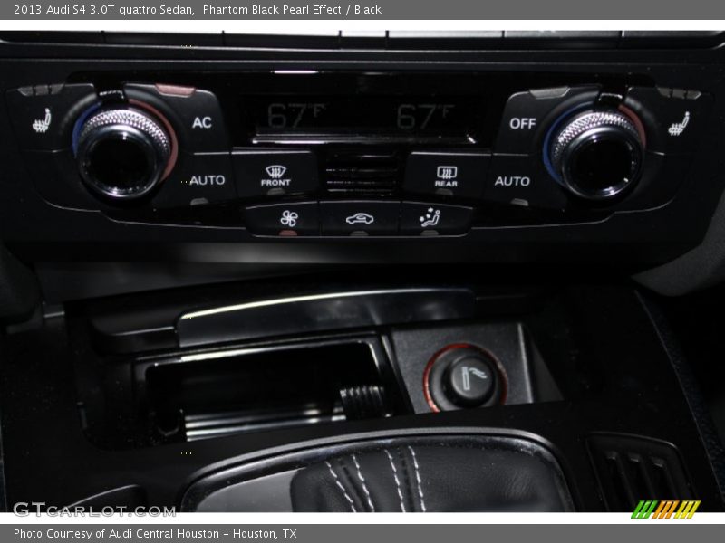 Phantom Black Pearl Effect / Black 2013 Audi S4 3.0T quattro Sedan