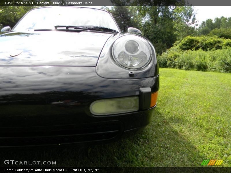 Black / Cashmere Beige 1996 Porsche 911 Carrera