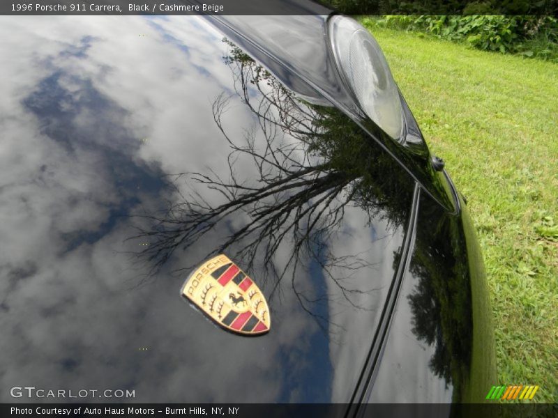 Black / Cashmere Beige 1996 Porsche 911 Carrera