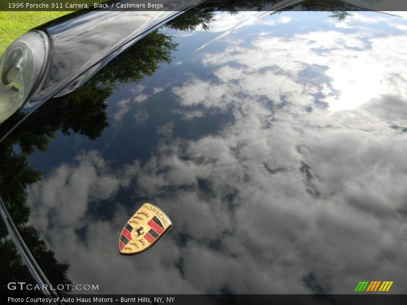 Black / Cashmere Beige 1996 Porsche 911 Carrera