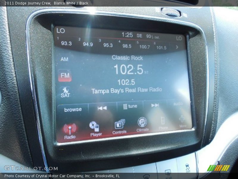 Bianco White / Black 2011 Dodge Journey Crew