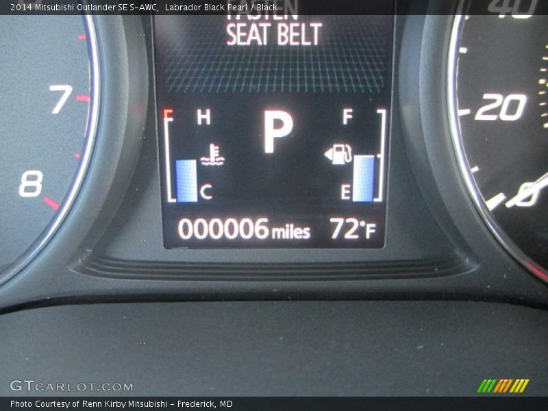 Labrador Black Pearl / Black 2014 Mitsubishi Outlander SE S-AWC