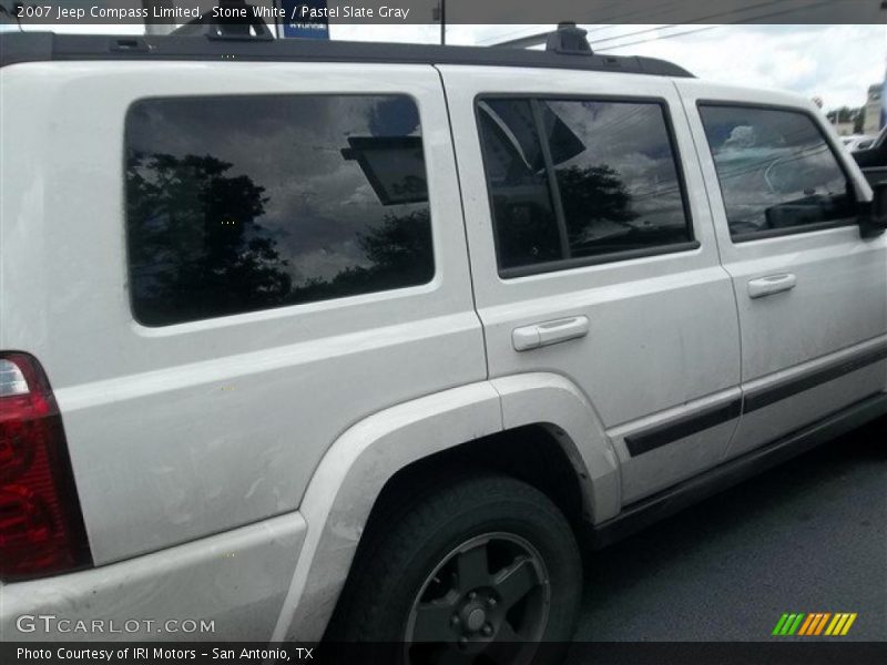 Stone White / Pastel Slate Gray 2007 Jeep Compass Limited