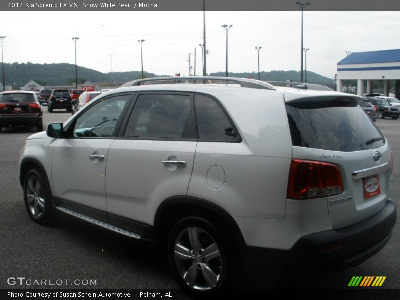 Snow White Pearl / Mocha 2012 Kia Sorento EX V6