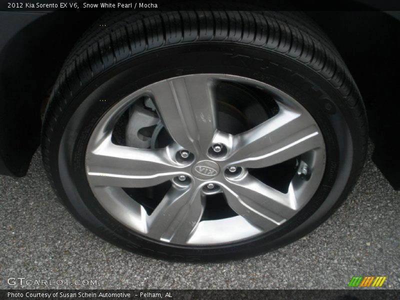 Snow White Pearl / Mocha 2012 Kia Sorento EX V6
