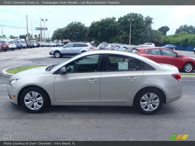 Champagne Silver Metallic / Jet Black/Medium Titanium 2013 Chevrolet Cruze LS