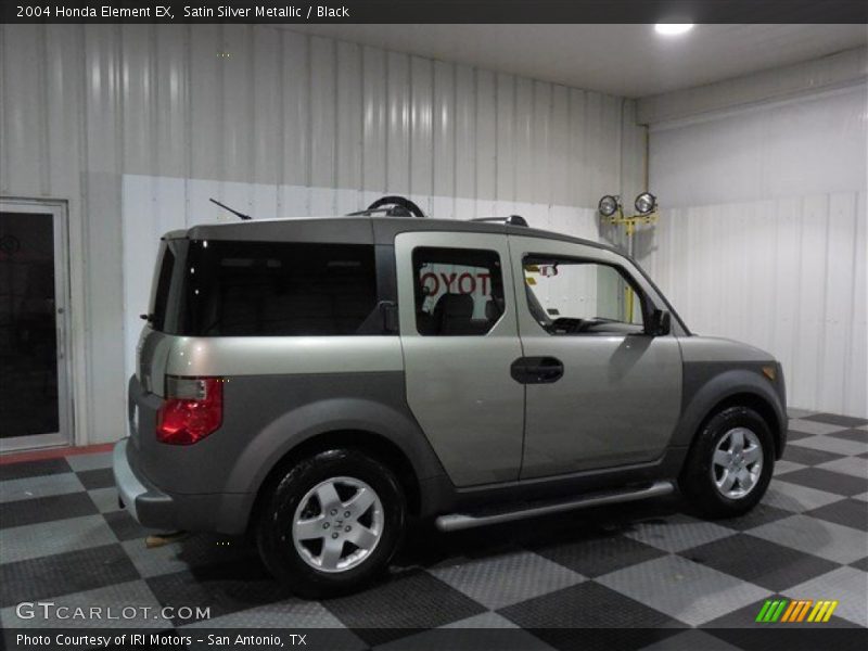 Satin Silver Metallic / Black 2004 Honda Element EX