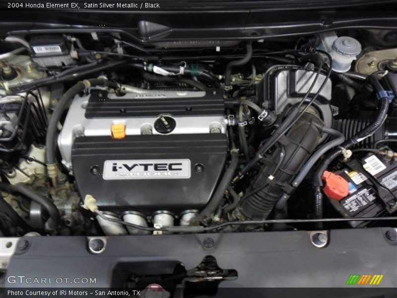 Satin Silver Metallic / Black 2004 Honda Element EX