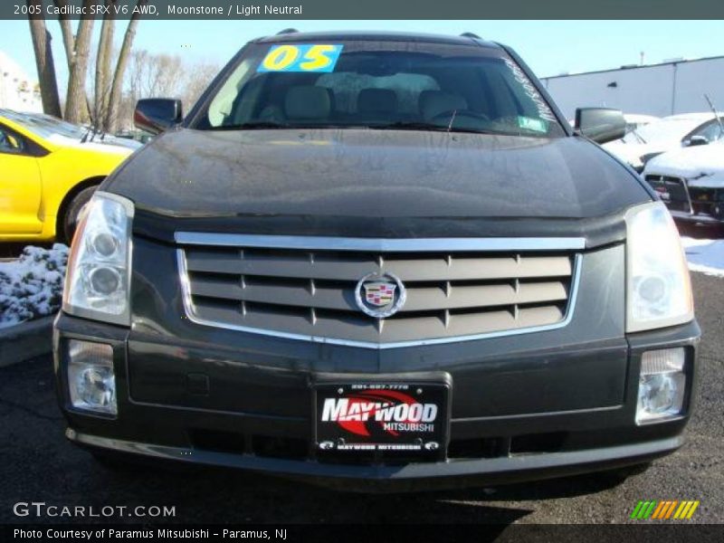 Moonstone / Light Neutral 2005 Cadillac SRX V6 AWD