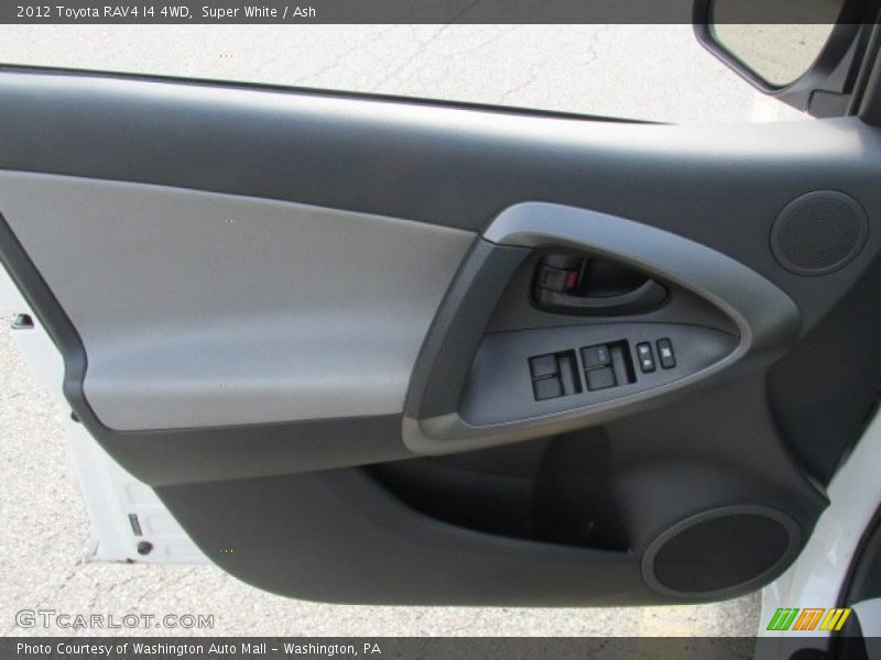 Super White / Ash 2012 Toyota RAV4 I4 4WD