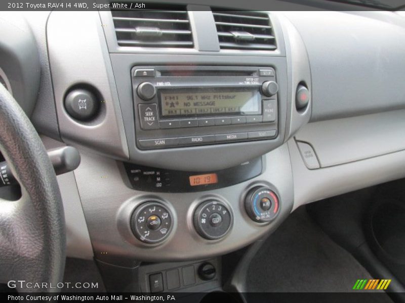 Super White / Ash 2012 Toyota RAV4 I4 4WD