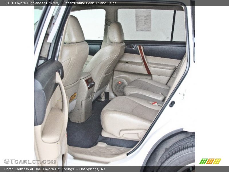 Blizzard White Pearl / Sand Beige 2011 Toyota Highlander Limited