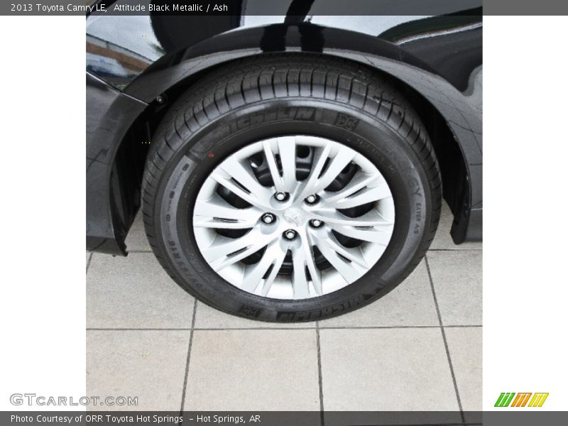 Attitude Black Metallic / Ash 2013 Toyota Camry LE